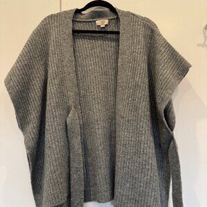Gray Ribbed Tie-Front Cardigan Sweater (XS/S – Fits Like Medium)